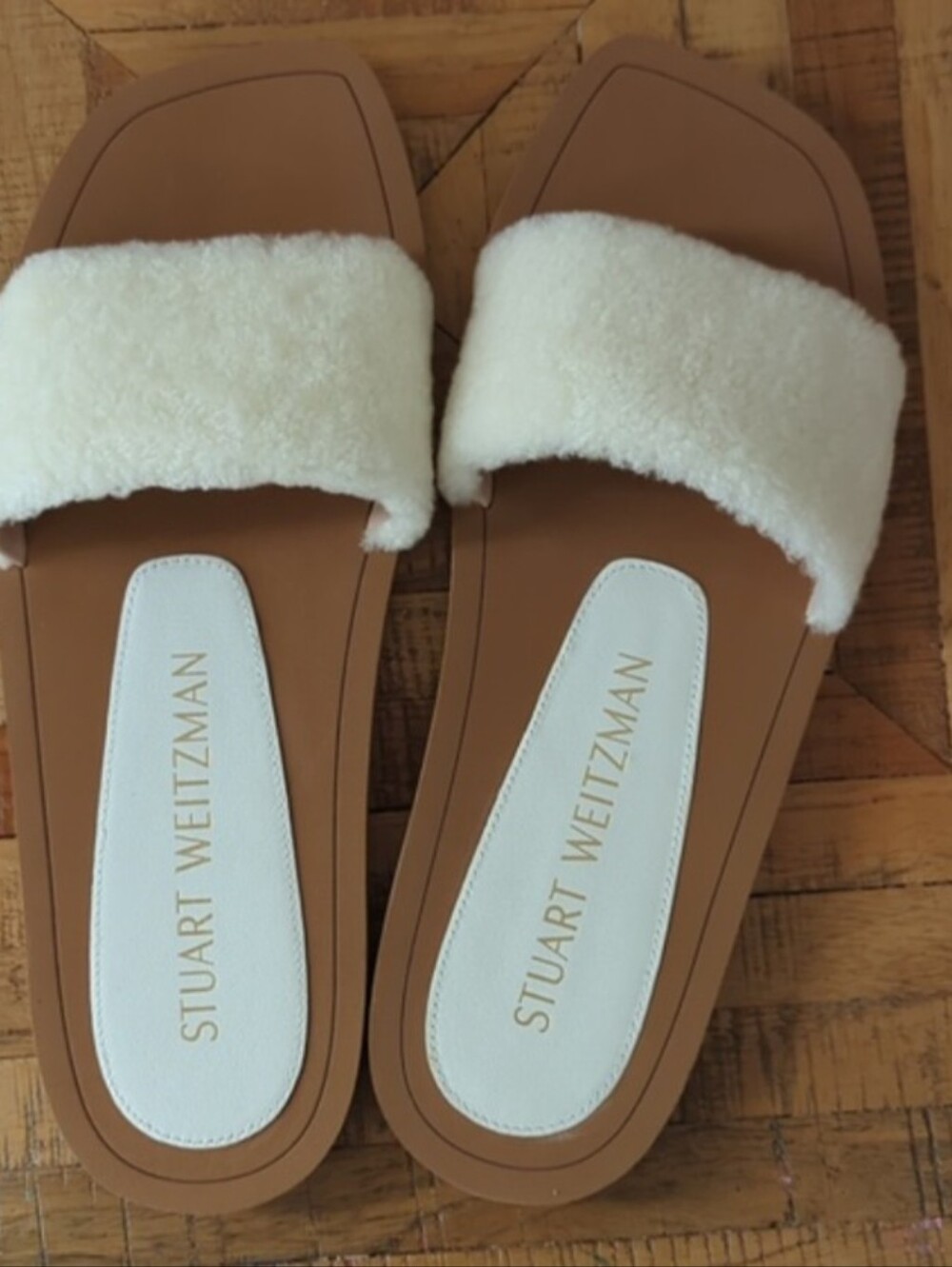 Stuart Weitzman CAMMY Slide Sandal - Curly Shearling - Picture 3 of 4